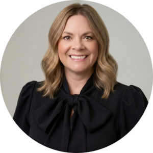 Stacy Dykema Headshot.